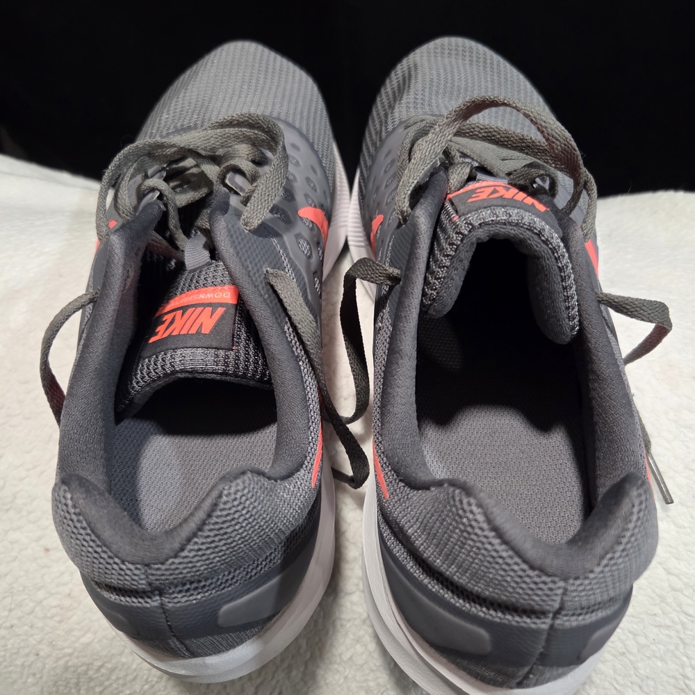 Nike Gray Sneakers with Pink Swoosh - Picture 7 of 11